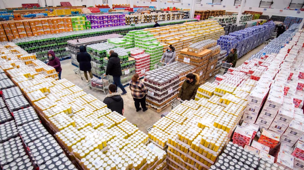 1 gone past best before supplier opens food warehouse in manchester